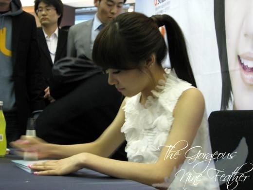1862040F49DA90D33C57D4